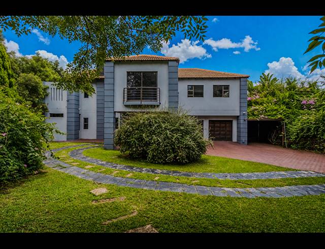 6 BEDROOM FREEHOLD FOR SALE IN BRYANSTON